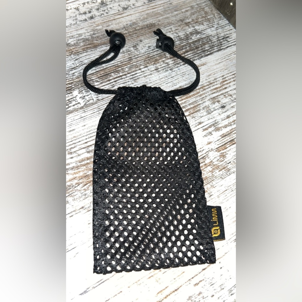Black Mesh Drawstring Pouch - Picture 2 of 3